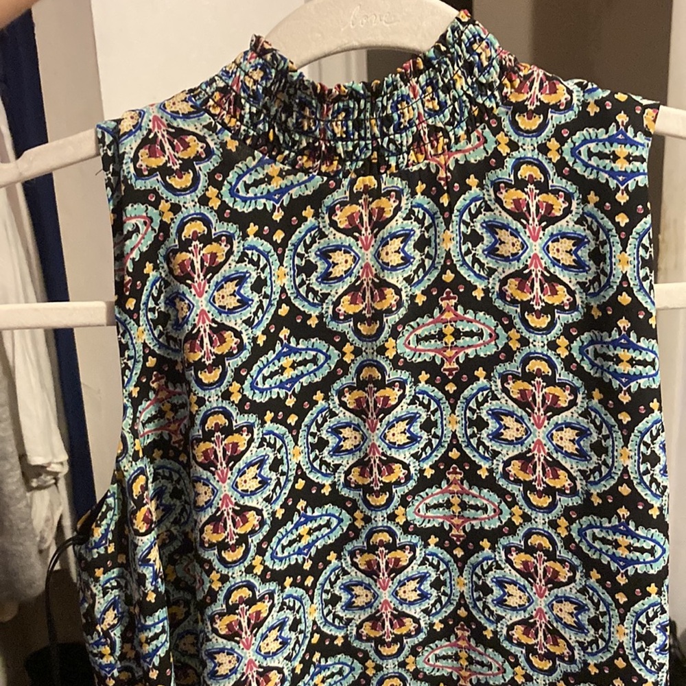 Dress - Picture 2 of 6